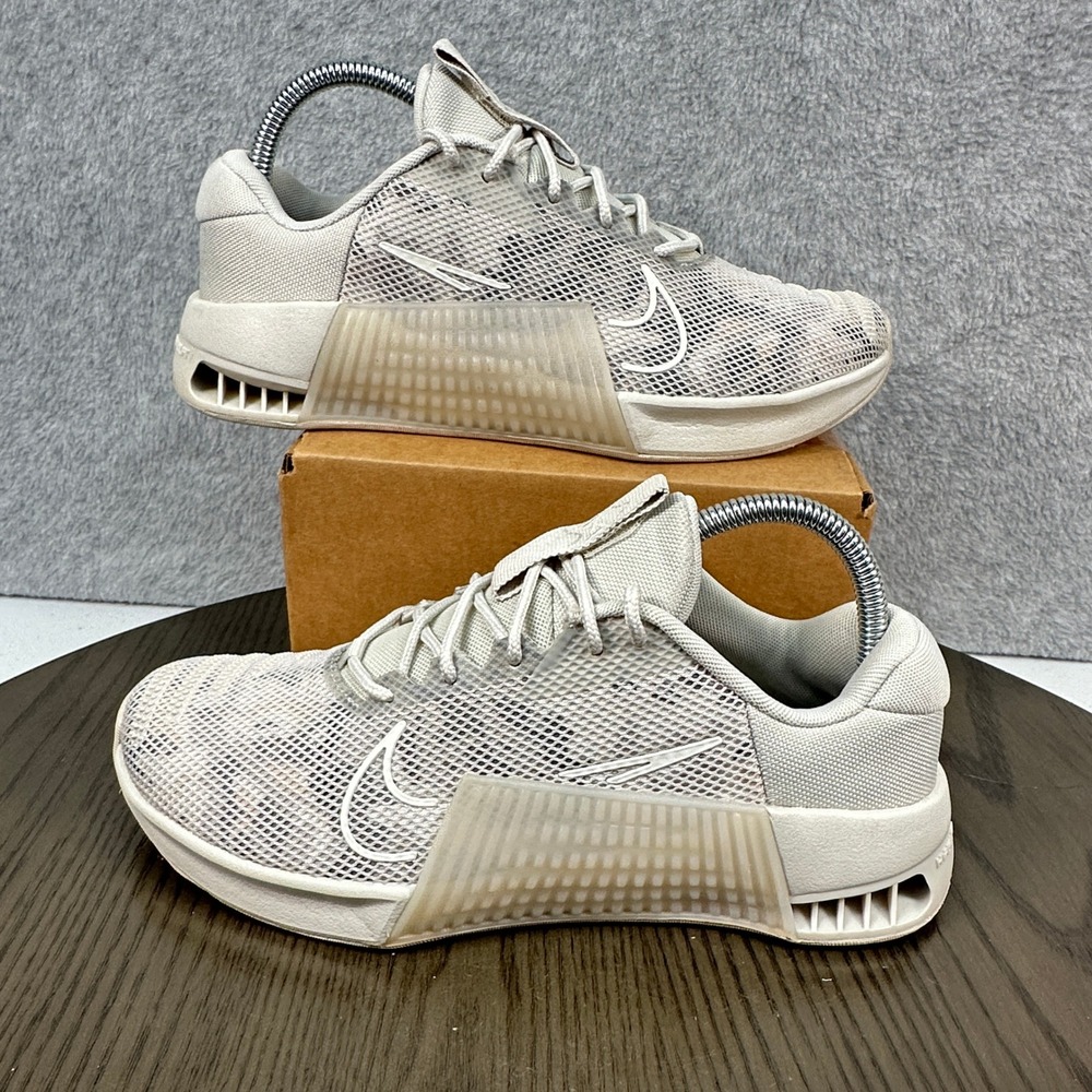 Nike Metcon 9 AMP Light Bone Sail Orewood Womens Size 8.5 Gym Shoes DZ2539-002
